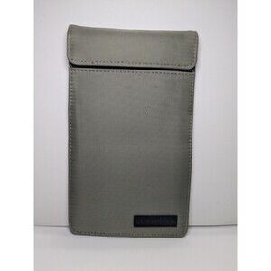 Silent Pocket Faraday Phone Sleeve Medium Light Grey